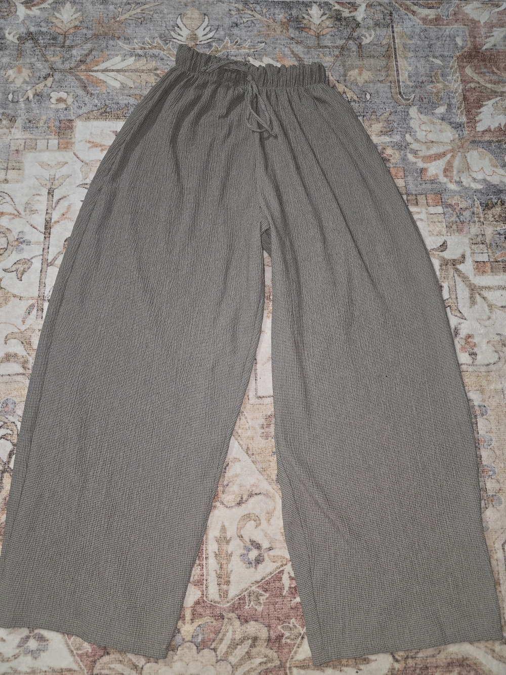 Zara Wide-Leg Drawstring Pants